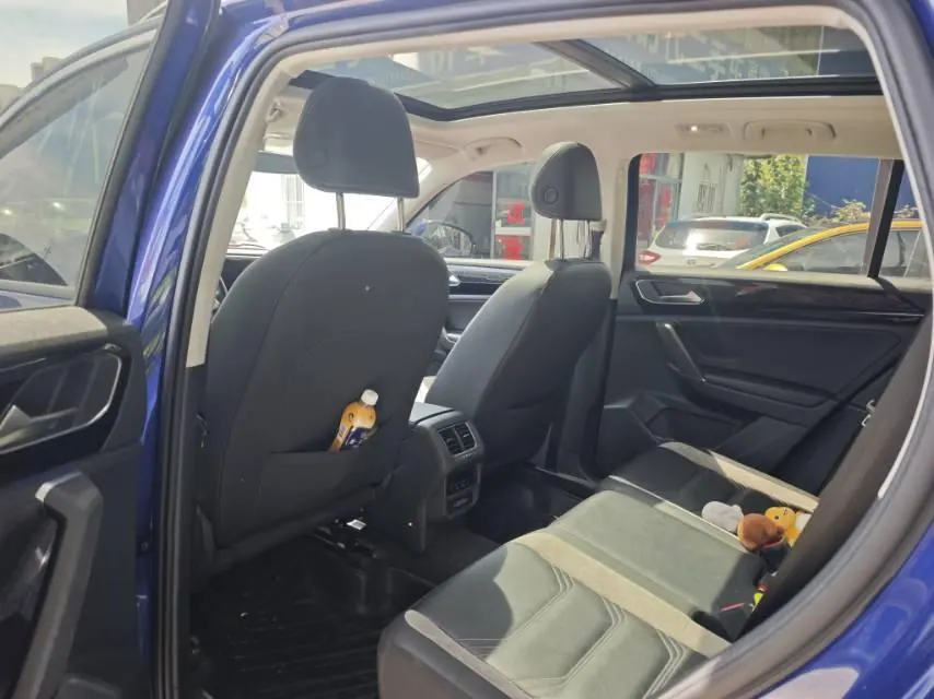 Volkswagen 2020 GTE 1.4T Luxury Automatic Gear 4