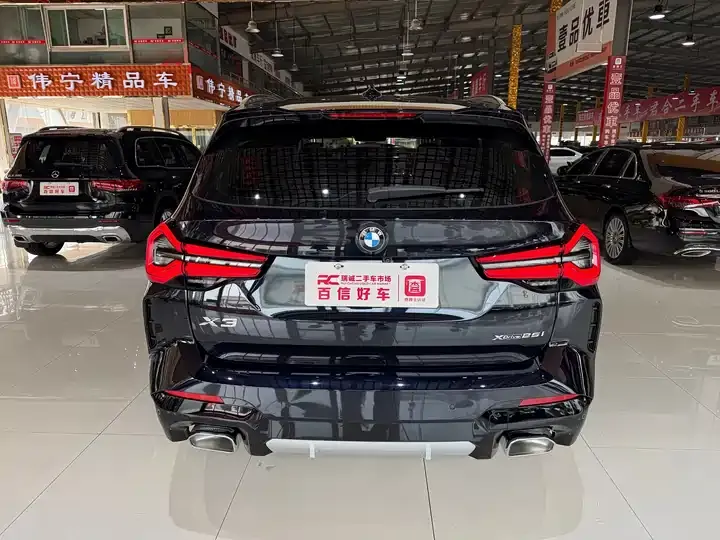 BMW X3 2022 xDrive25i M sports suit 6