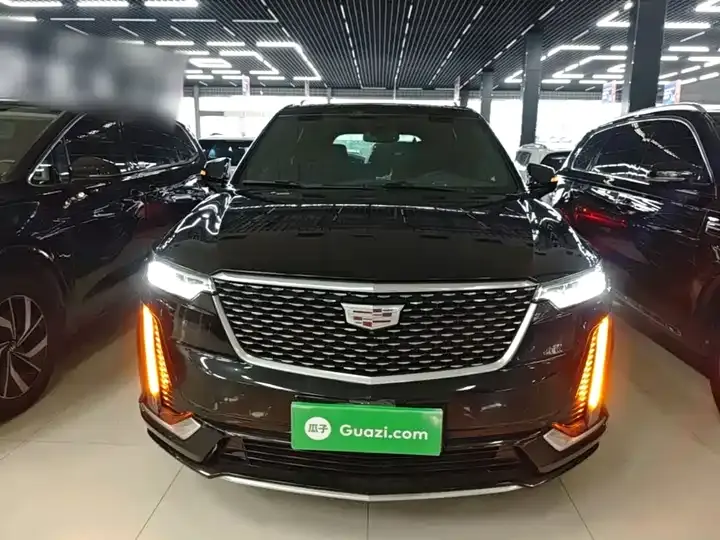 Cadillac XT6 2022 2.0T 7-seat 2-drive luxury model 3