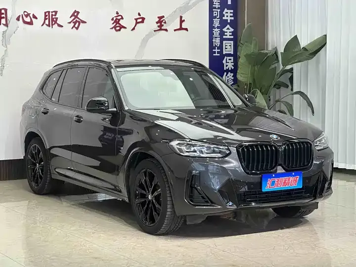 BMW X3 2022 xDrive30i Leading M Obsidian Night Suit 3