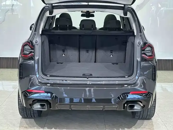 BMW X3 2022 xDrive30i Leading M Obsidian Night Suit 7
