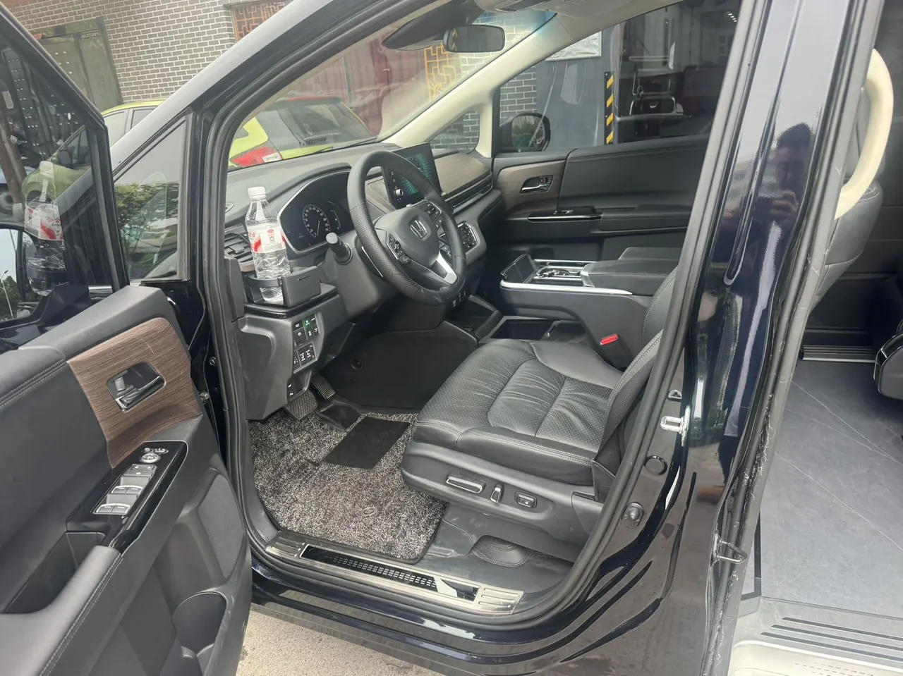 Honda 2026 Odyssey Hybrid 2.0 Stepless Sharp and Leading Edition Automatic Gear 4