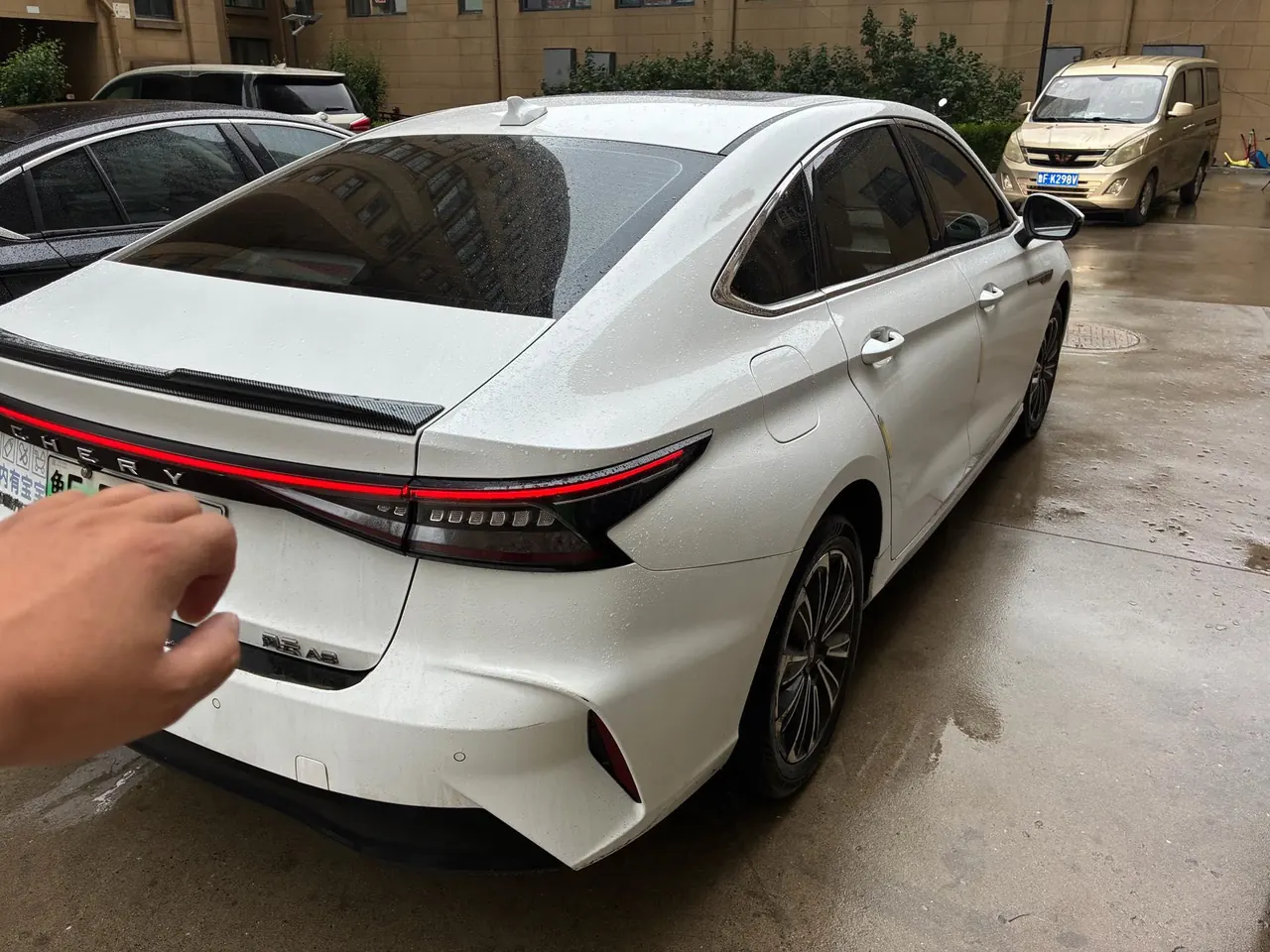 Chery 2024 Fengyun A8 1.5T 127 Wind Edition Automatic Gear 4