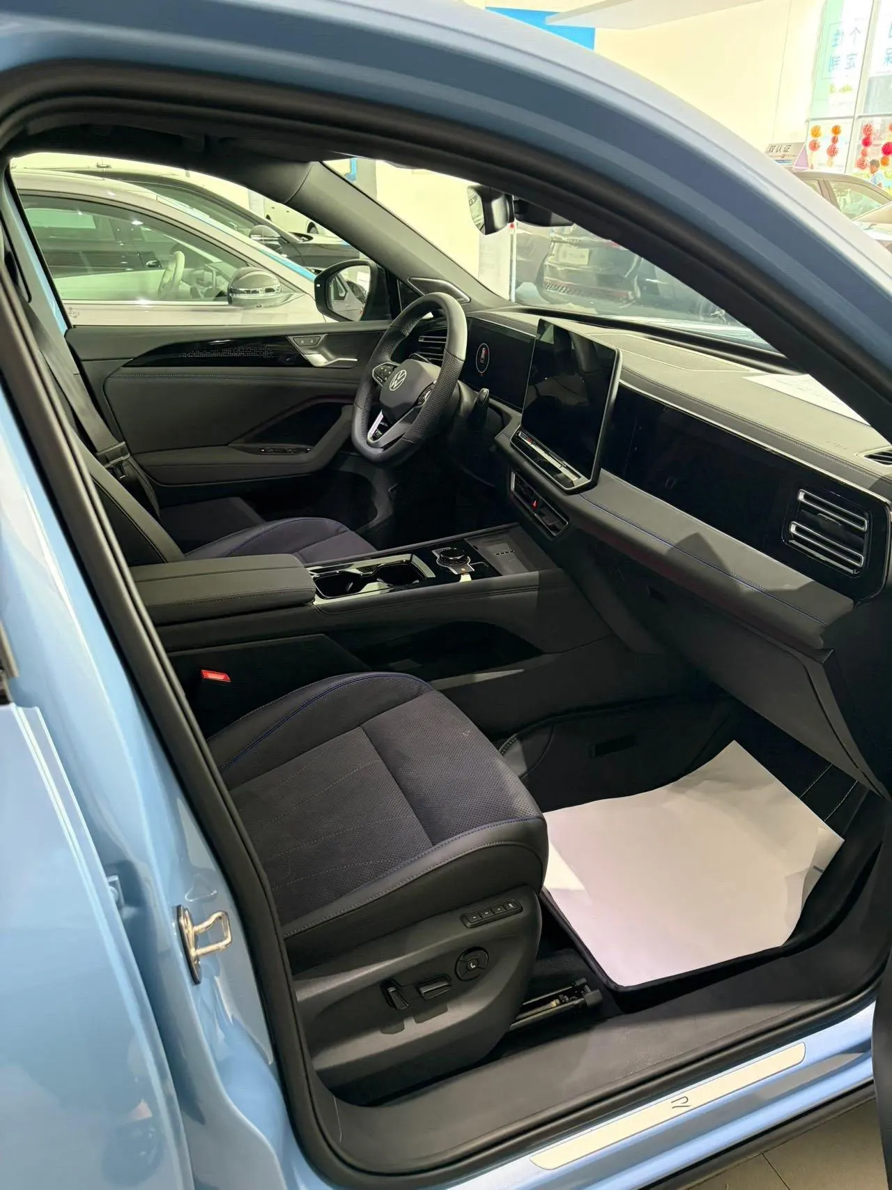 Volkswagen 2026 Tiguan L PRO 2.0TSI 380TSI Four-wheel Drive R-Line Smart Edition Automatic Gear 8