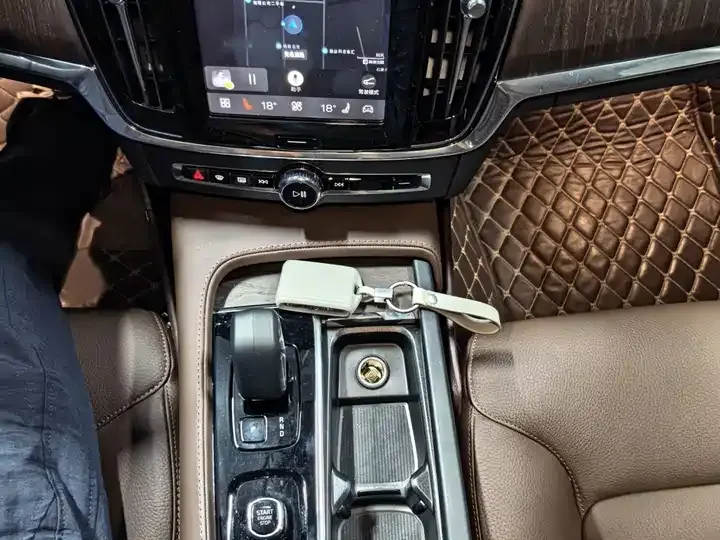 Volvo V90 2024 Cross Country B5 AWD Zhiyuan Edition 12