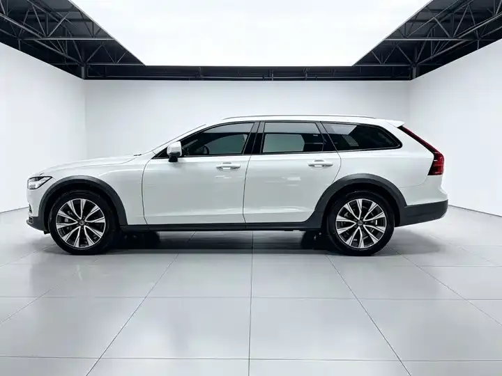 Volvo V90 2024 Cross Country B5 AWD Zhiyuan Edition 7