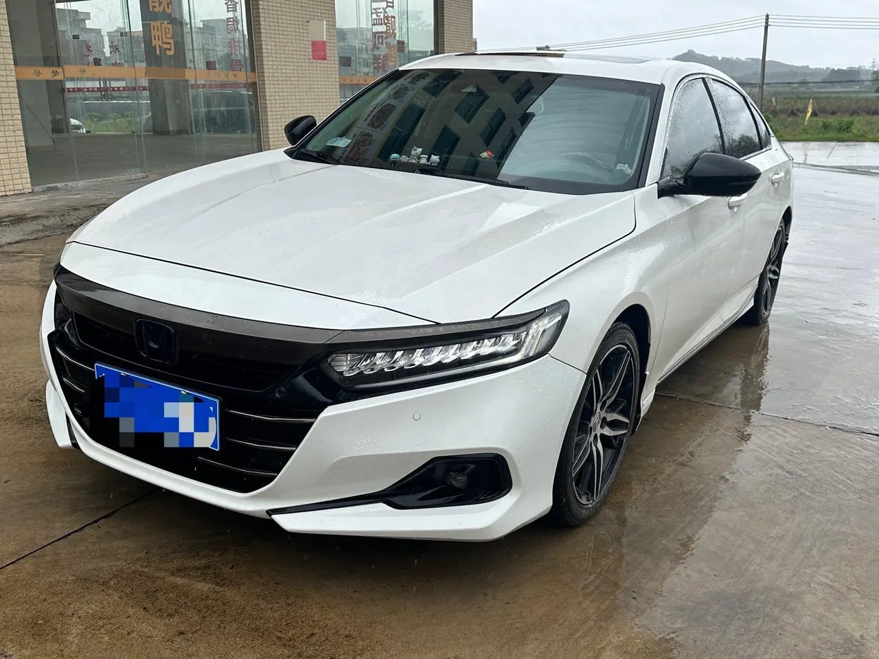 Honda 2022 10th Generation Accord 1.5T Stepless 260TURBO Magic Night Premium Edition Automatic Gear - View 1