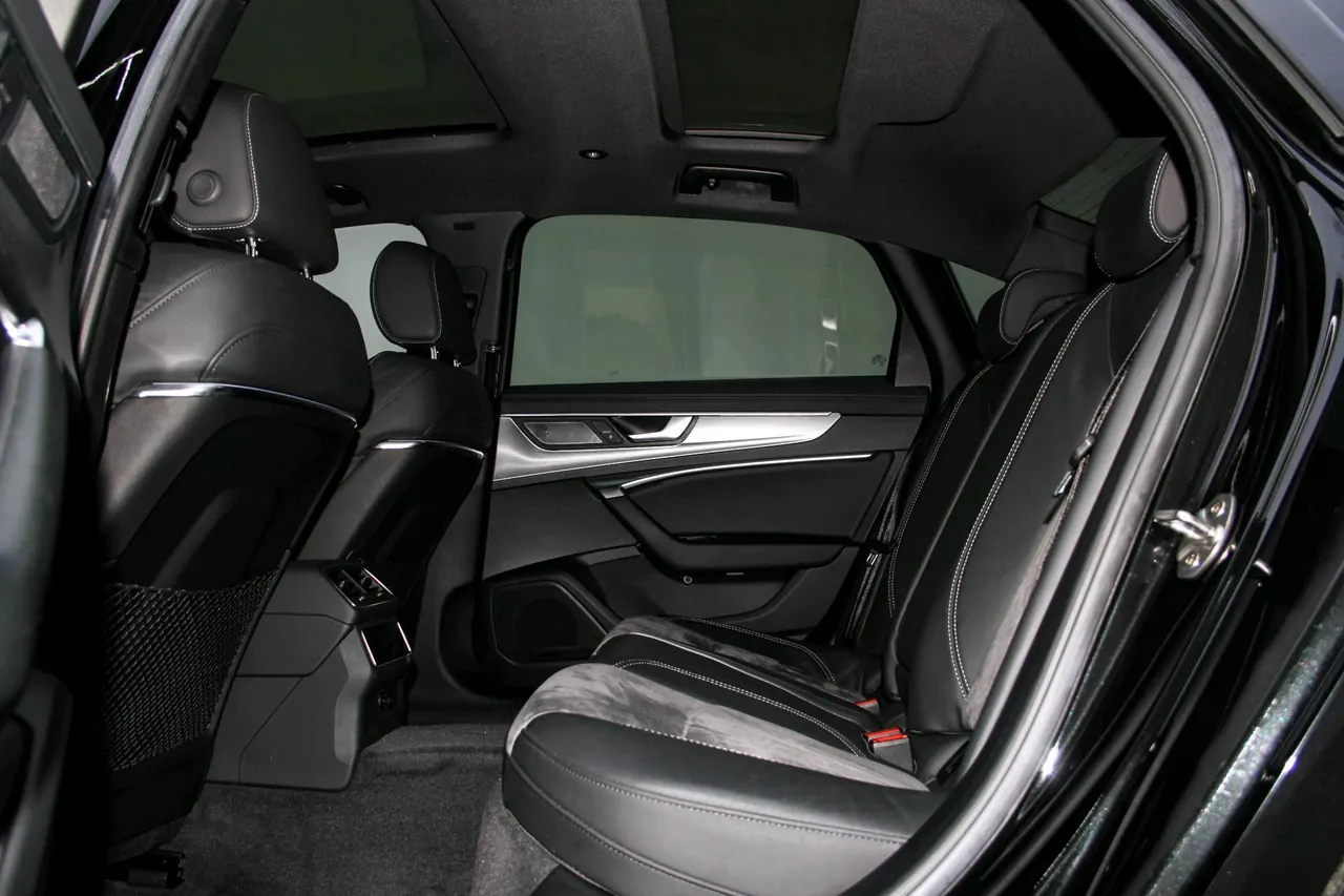 Audi 2020 A6L 2.0TFSI 45TFSI Selected Dynamic Automatic 3