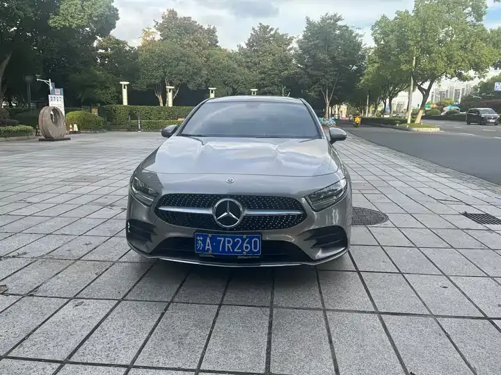 Mercedes Benz Class A 2020 to Class II A 180 L Sports Car - View 1