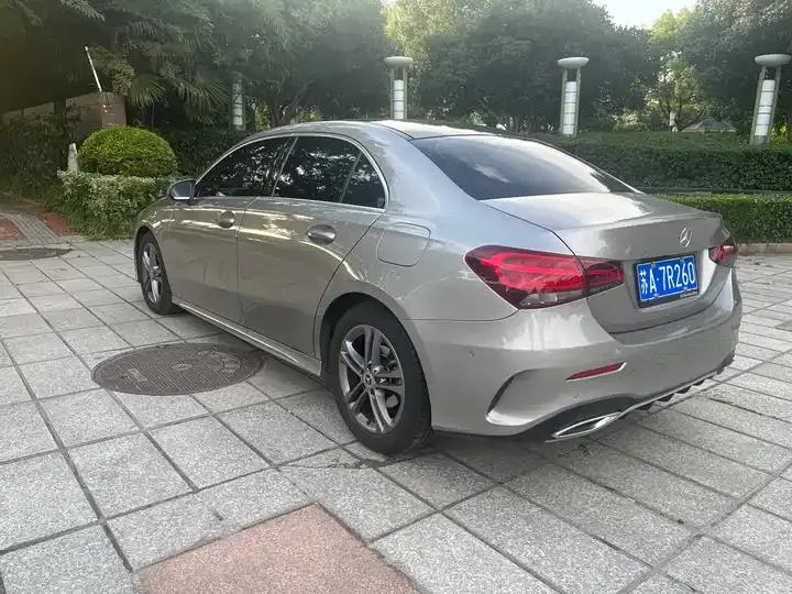 Mercedes Benz Class A 2020 to Class II A 180 L Sports Car 4