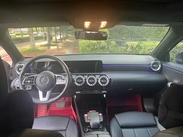 Mercedes Benz Class A 2020 to Class II A 180 L Sports Car 9