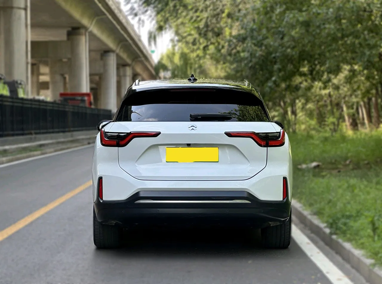 NIO 2020 ES 6 420KM Sports Edition Automatic Gear 2