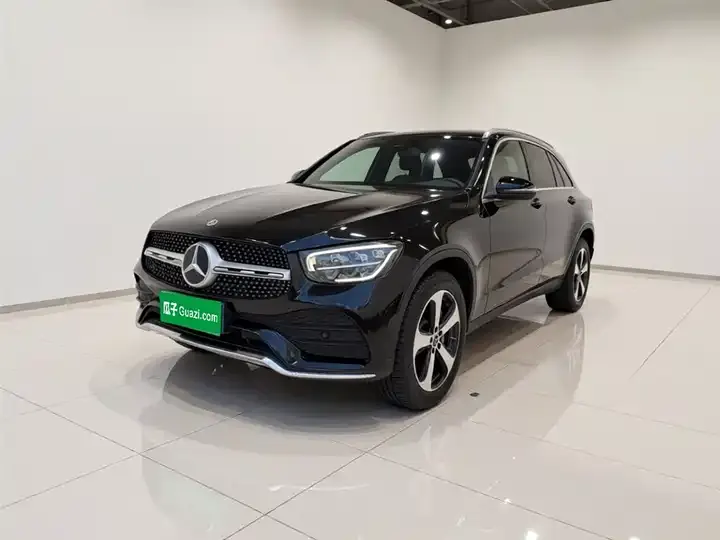 Open image lightbox: Mercedes Benz GLC 2022 changed to three GLC 260 L 4MATIC dynamic