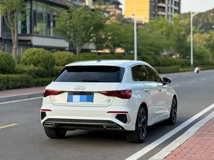 Audi A3 2022 Sportback 35 TFSI Fashion Sport 7