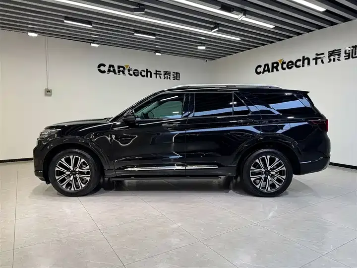 Explorer 2024 2.3T EcoBoost 4-wheel titanium version 6 12