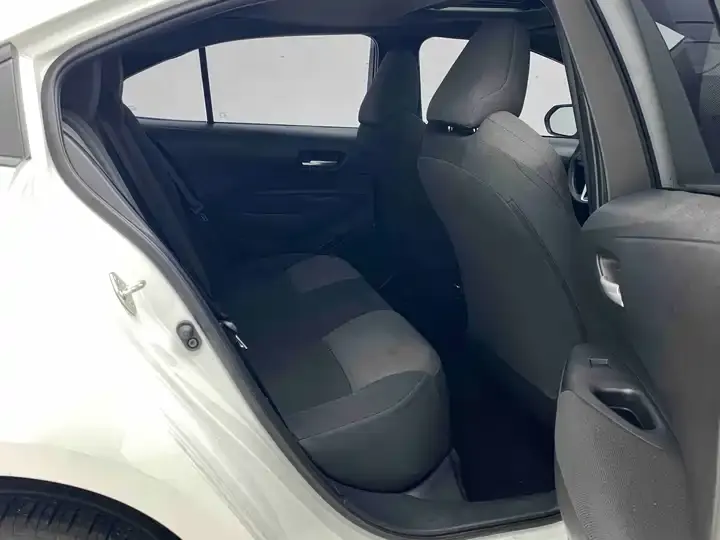 Levin 2022 185T CVT Luxury Edition 12