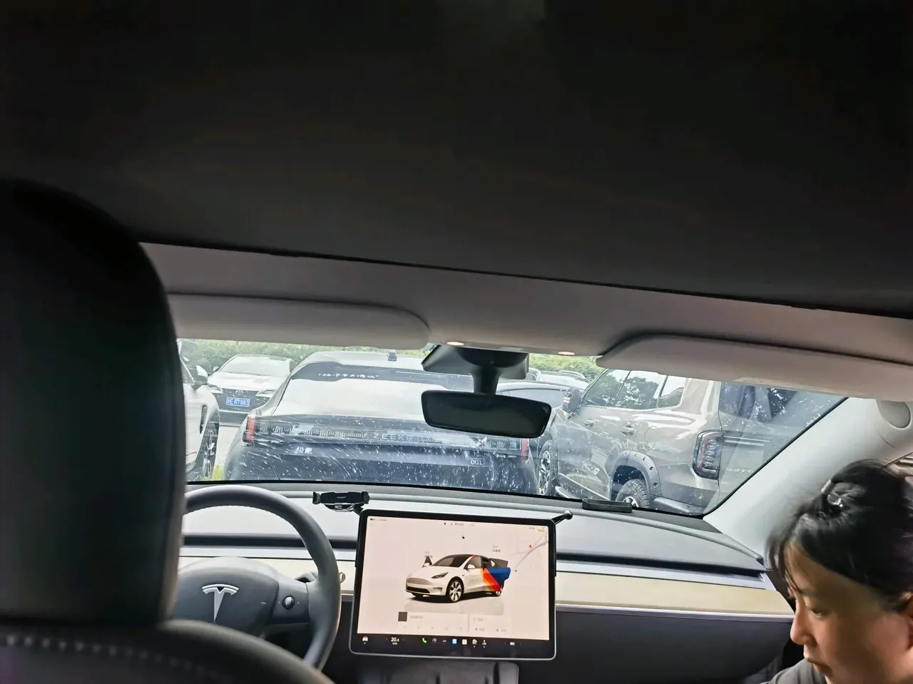 Tesla 2022 Model Y rear-wheel drive version (facelift) automatic gear 4