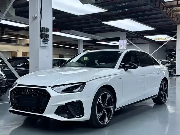 Audi A4L 2024 40 TFSI Deluxe Dynamic - View 1
