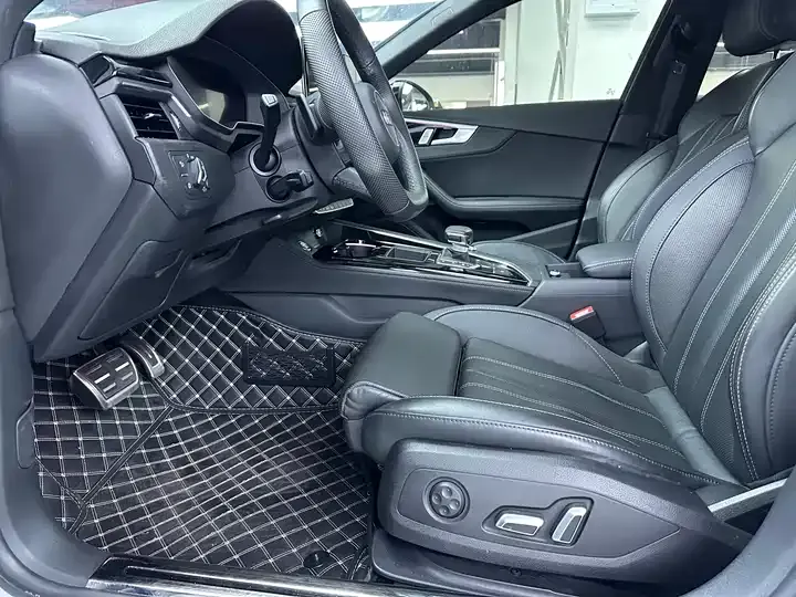 Audi A4L 2024 40 TFSI Deluxe Dynamic 4