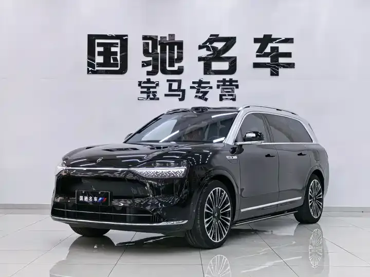 AITO M9 2024 extended range Max version 42kWh 6-seat version - View 1