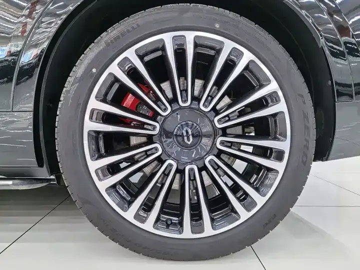 AITO M9 2024 extended range Max version 42kWh 6-seat version 6