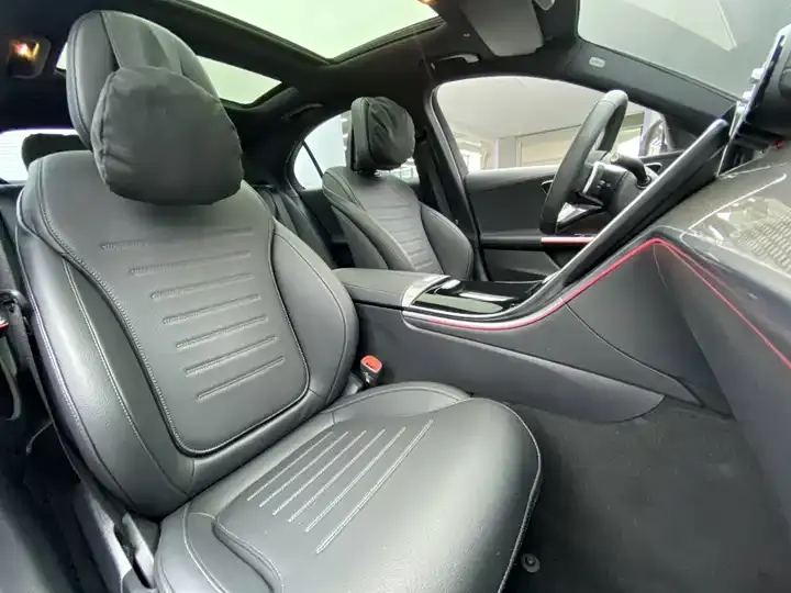 Mercedes Benz C- Class 2025 model C 260 L Sport Edition 9