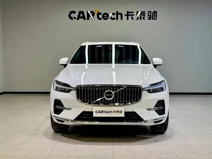 Volvo XC60 2022 B5 4-wheel-drive Zhiyi Deluxe Edition 3
