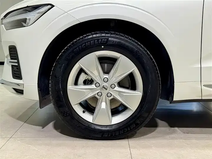 Volvo XC60 2022 B5 4-wheel-drive Zhiyi Deluxe Edition 9