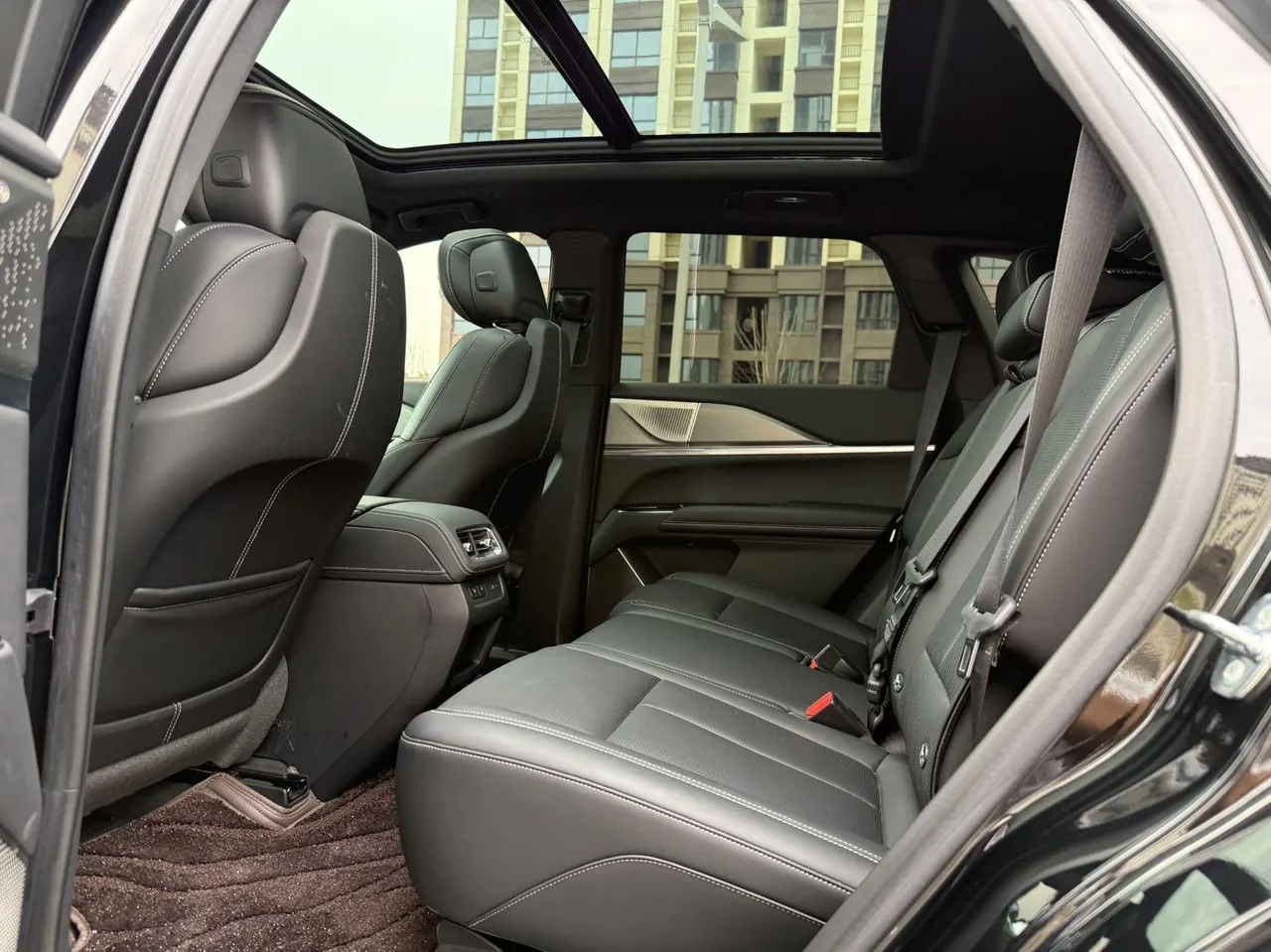 Cadillac 2025 XT5 48V 2.0T honorable automatic gear 7