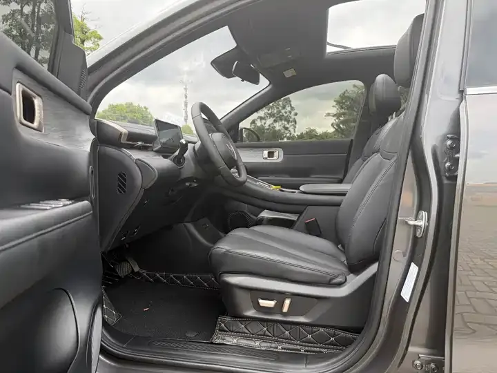 WuLing Starlight S 2024 130km Flagship 12