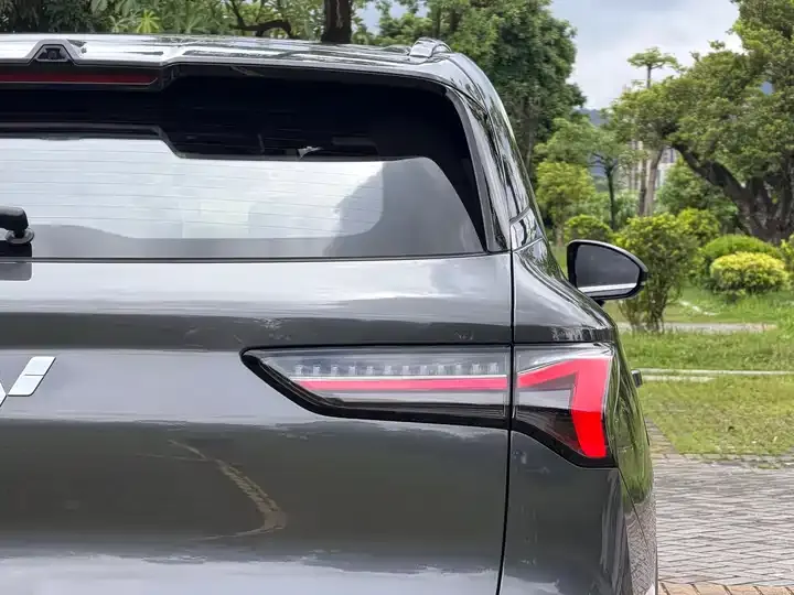 WuLing Starlight S 2024 130km Flagship 9