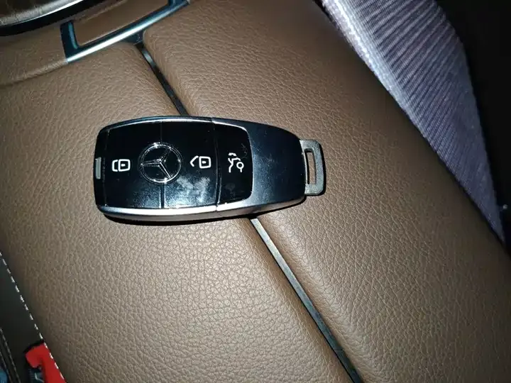 Mercedes Benz E-Class 2021 to E 300 L Fashion 12
