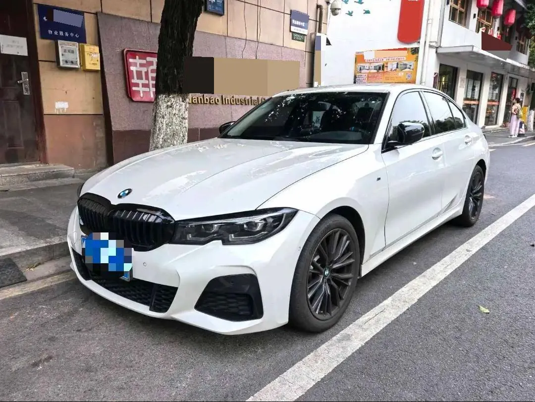 BMW 3 Series 2022 330i 2.0T M Sports Obsidian Night Suit Automatic Gear - View 1