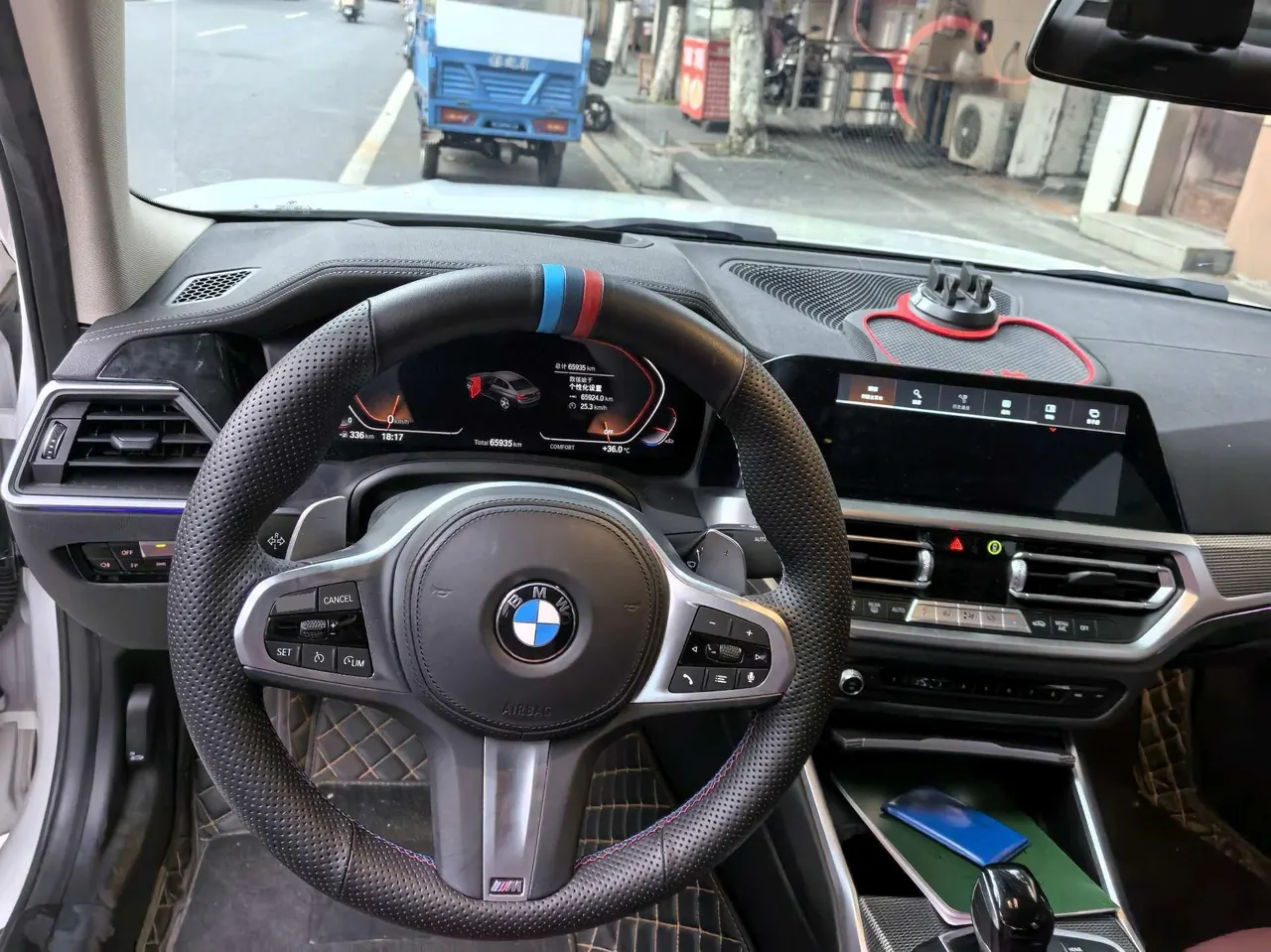 BMW 3 Series 2022 330i 2.0T M Sports Obsidian Night Suit Automatic Gear 3
