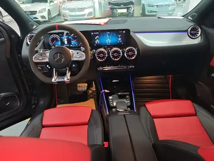 Mercedes Benz GLA AMG 2021 AMG GLA 35 4MATIC 10