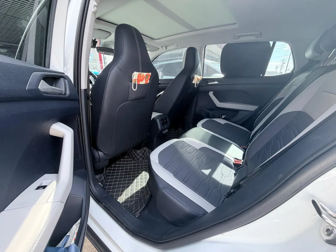 Volkswagen 2025 Tuyue New 1.5 Sharp Edition Automatic Gear 3