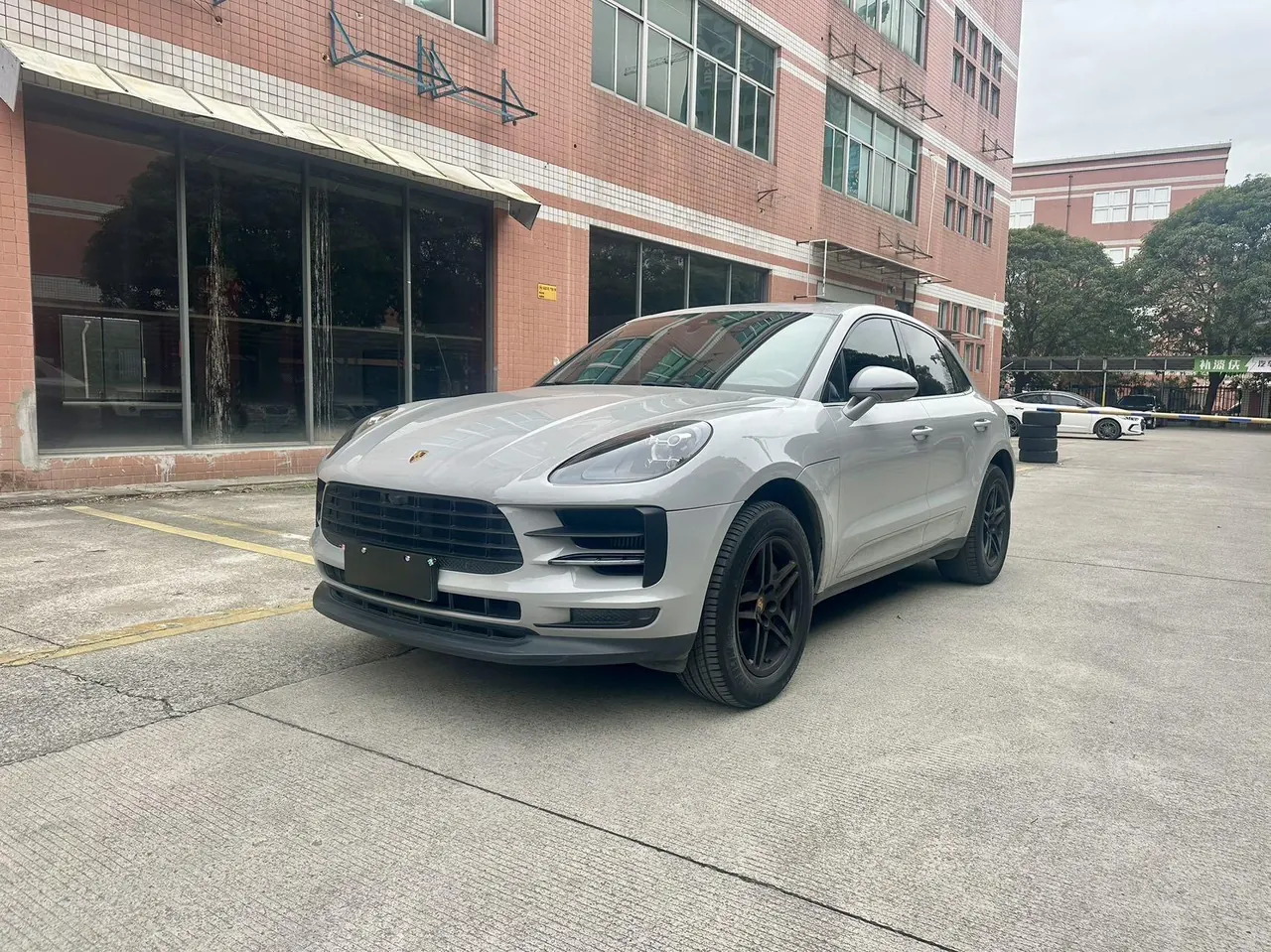 Open image lightbox: Porsche Macan (Imported) 2021 Macan S 3.0T Automatic Gear
