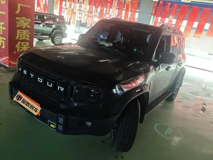 Jetour Traveler 2023 2.0T Four-Wheel-Drive Pro Edition - View 1