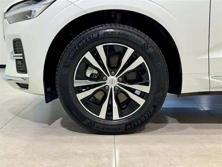 Volvo XC60 2025 B5 4-wheel-drive Zhiyi Deluxe Edition 10