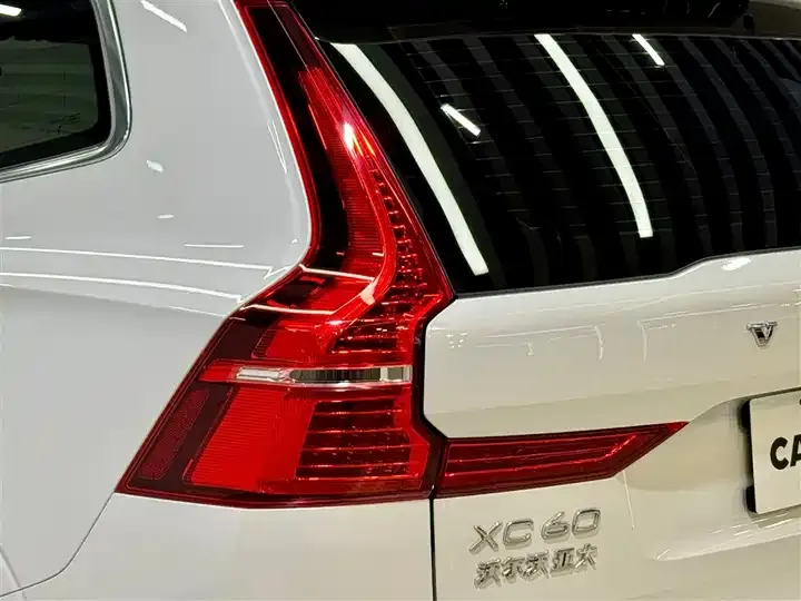 Volvo XC60 2025 B5 4-wheel-drive Zhiyi Deluxe Edition 9
