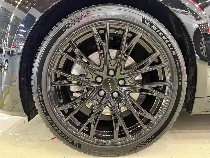 LYNK&amp;CO 02 Hatchback 2021 2.0TD Halo 6