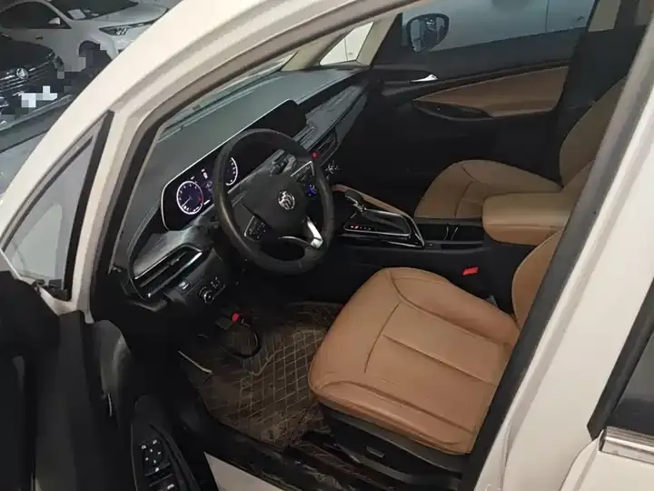Buick GL6 2021 323T Light Hybrid Interconnected Luxury Model 12