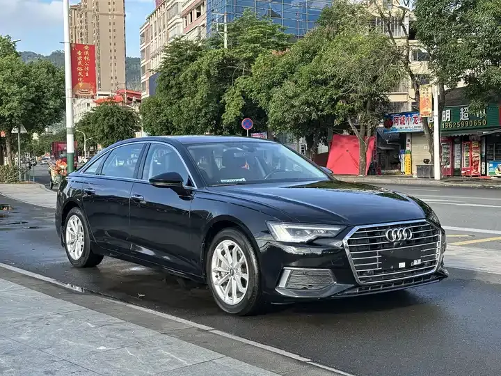 Audi A6L 2021 40 TFSI Deluxe Elegant 3