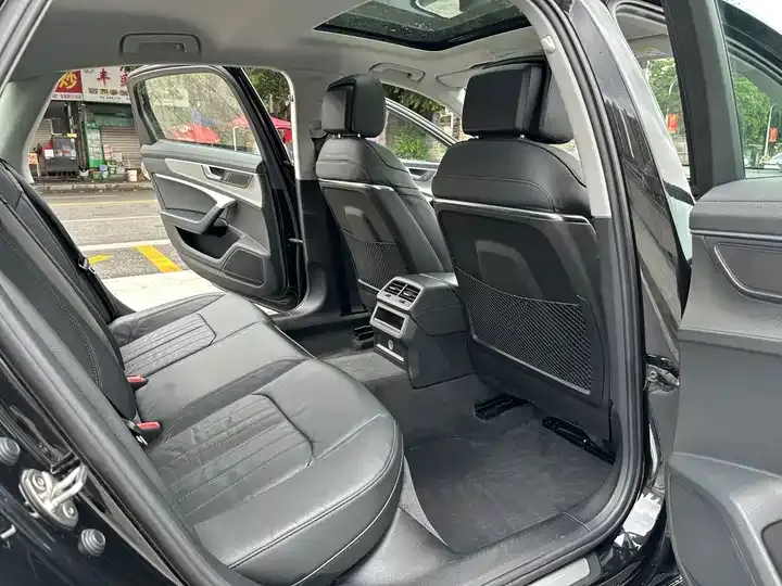 Audi A6L 2021 40 TFSI Deluxe Elegant 8