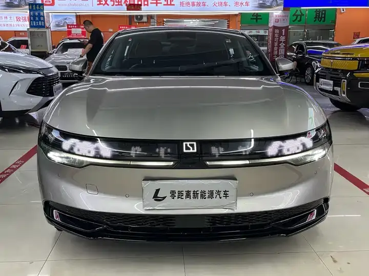 Zeekr 007 2024 4WD Edition 75kWh 2