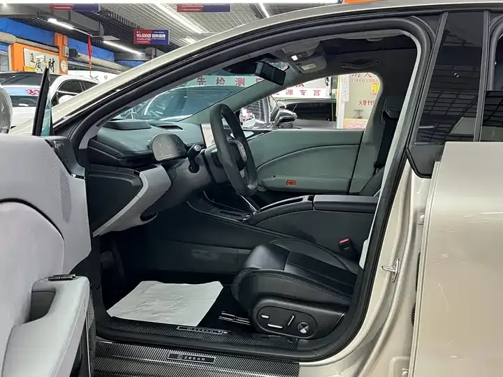 Zeekr 007 2024 4WD Edition 75kWh 7