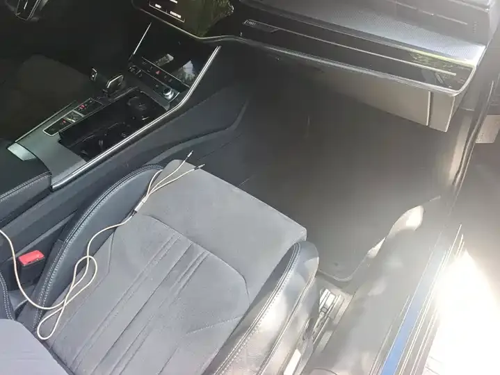 Audi A6L 2022 40 TFSI luxury dynamic 8