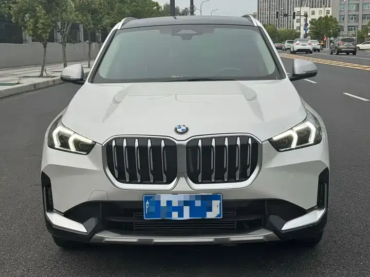 BMW X1 2023 sDrive20Li X Design Set 3