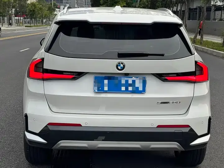 BMW X1 2023 sDrive20Li X Design Set 4