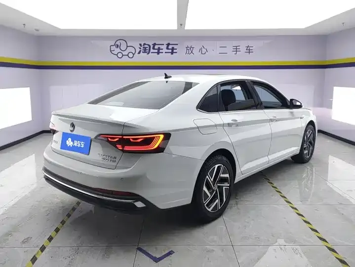 Sagittarius 2024 300TSI DSG Flying Edition 3